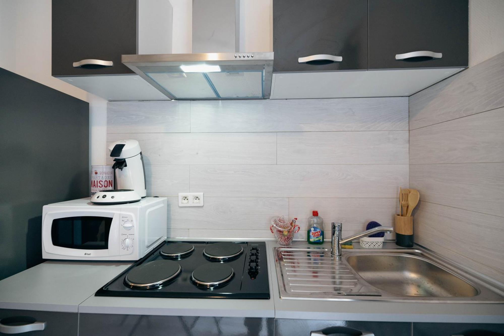 Verdant Oasis - Proche Du Centre - Wifi Gratuit - Parking A Proximite Lourdes Exterior foto